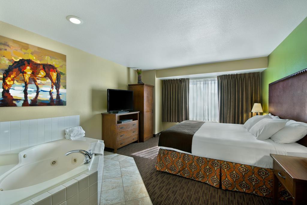 Oxford Suites Гермістон Екстер'єр фото